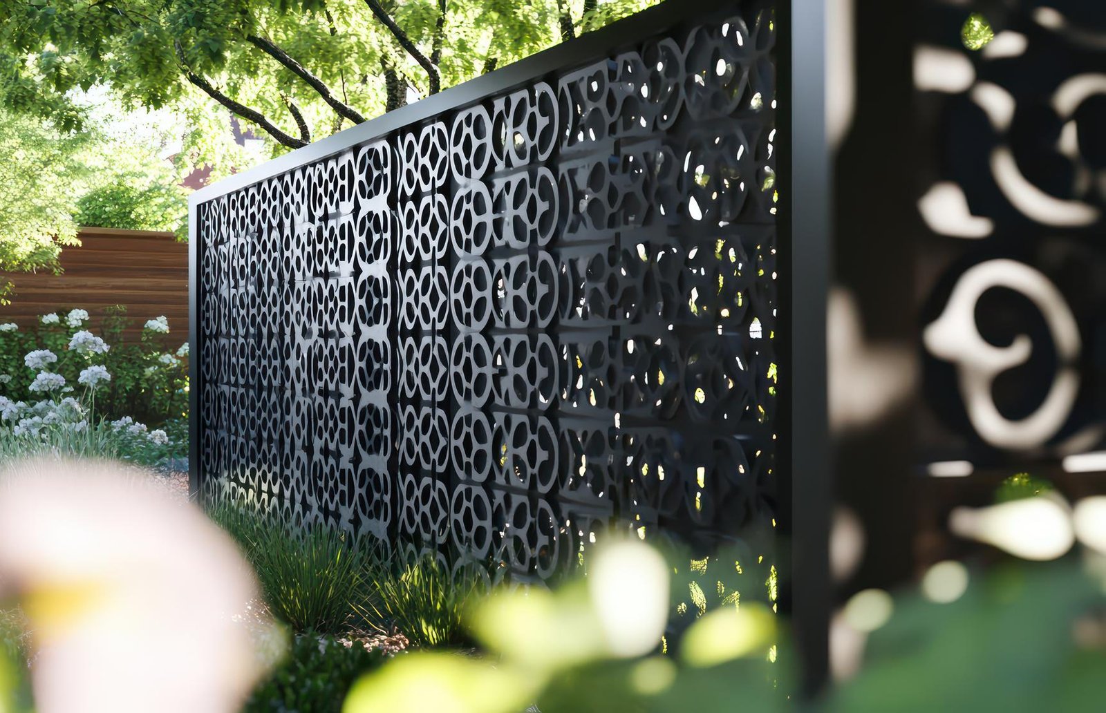 A house with a garden that has a wall that says light(2)